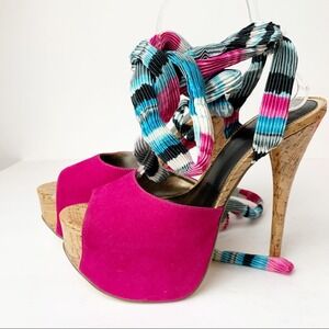 Kameelah Pin Up Platform Tie Up Heels SZ 9
